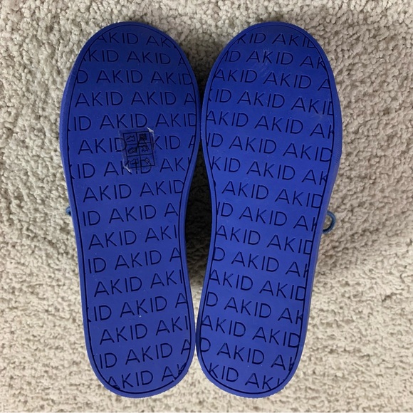 NEW! Girls AKID Brand Knight BLUE GALAXY High Top SNEAKERS Athletic SHOES  3 - Picture 3 of 7